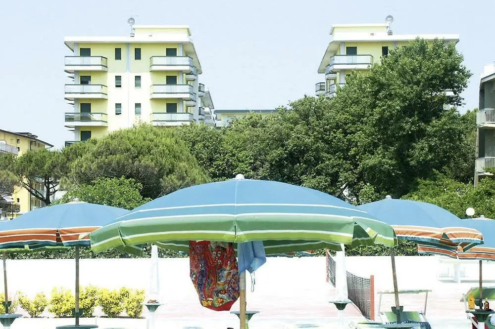 Residence Costa Del Sol Lido Di Jesolo Ivn01375 Cya 0*,